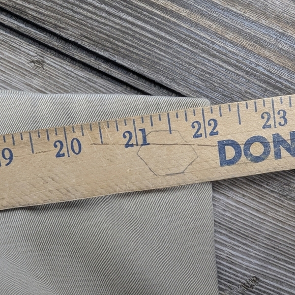 L.L.Bean Classic Fit Skirt Size 6 Stretch Khaki Colored - Picture 11 of 12